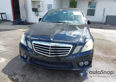 2010 Mercedes-Benz E 350 4Matic из США, поврежденный, VIN WDDHF8HB4AA094746